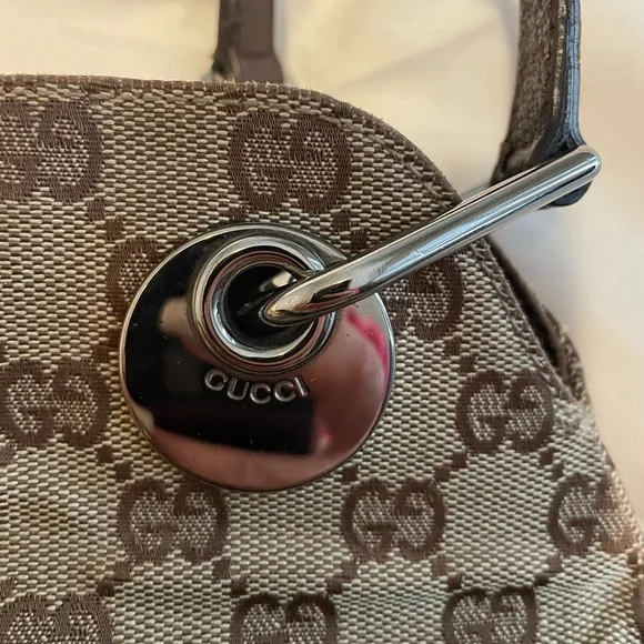 Gucci Brown GG Monogram Shoulder Bag - Picture 7 of 15